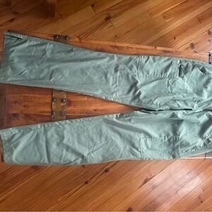 Med Couture Green Women's Pants